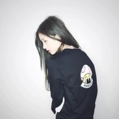炫迈妹儿_qq女生头像_我要个性网